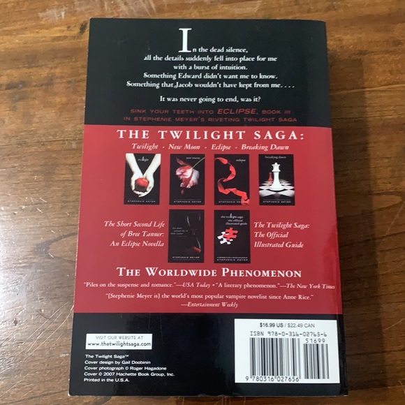 The Twilight Saga Book Series - Picture 9 of 12